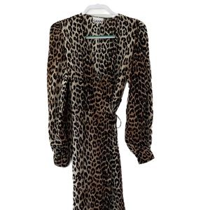Gianni wrap dressing leopard print sz 8